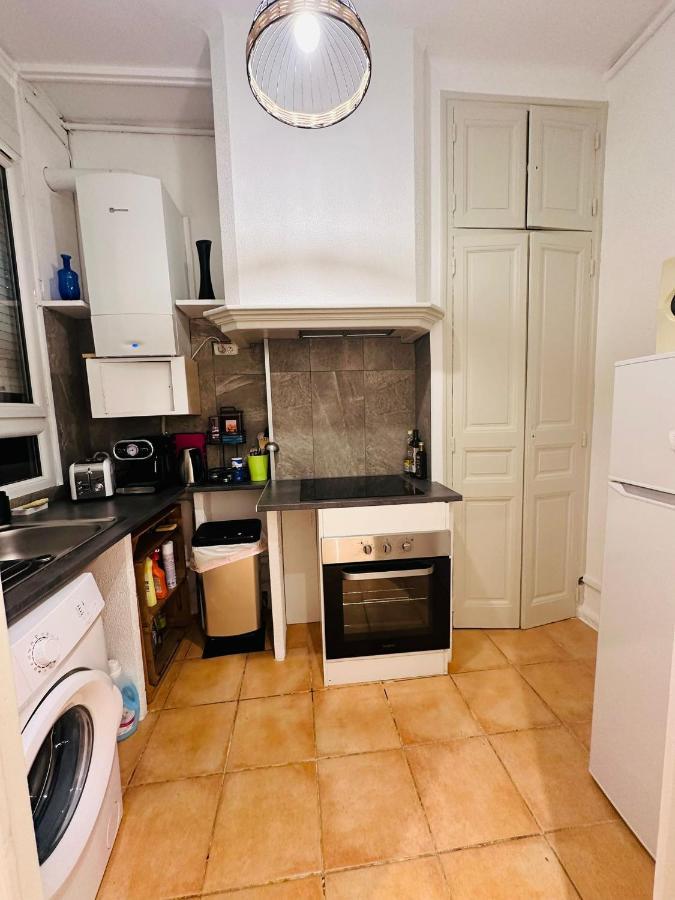 Appartement Lumineux Et Spacieux 2 Chambres Avec Parking Gratuit Dans La Rue ペルピニャン エクステリア 写真