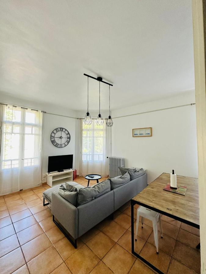 Appartement Lumineux Et Spacieux 2 Chambres Avec Parking Gratuit Dans La Rue ペルピニャン エクステリア 写真